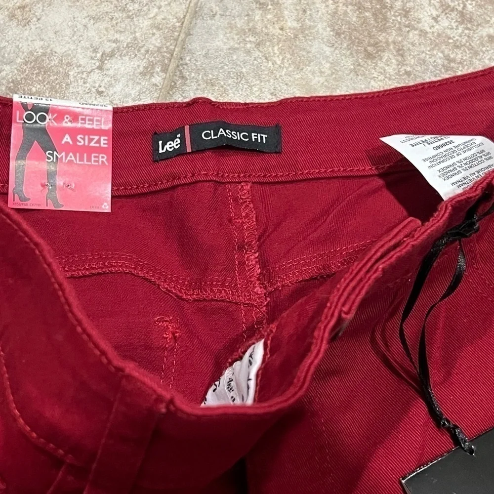 NWT Lee Secretly Shapes Straight Leg Embellished Jeans Rouge Red 12 Petite